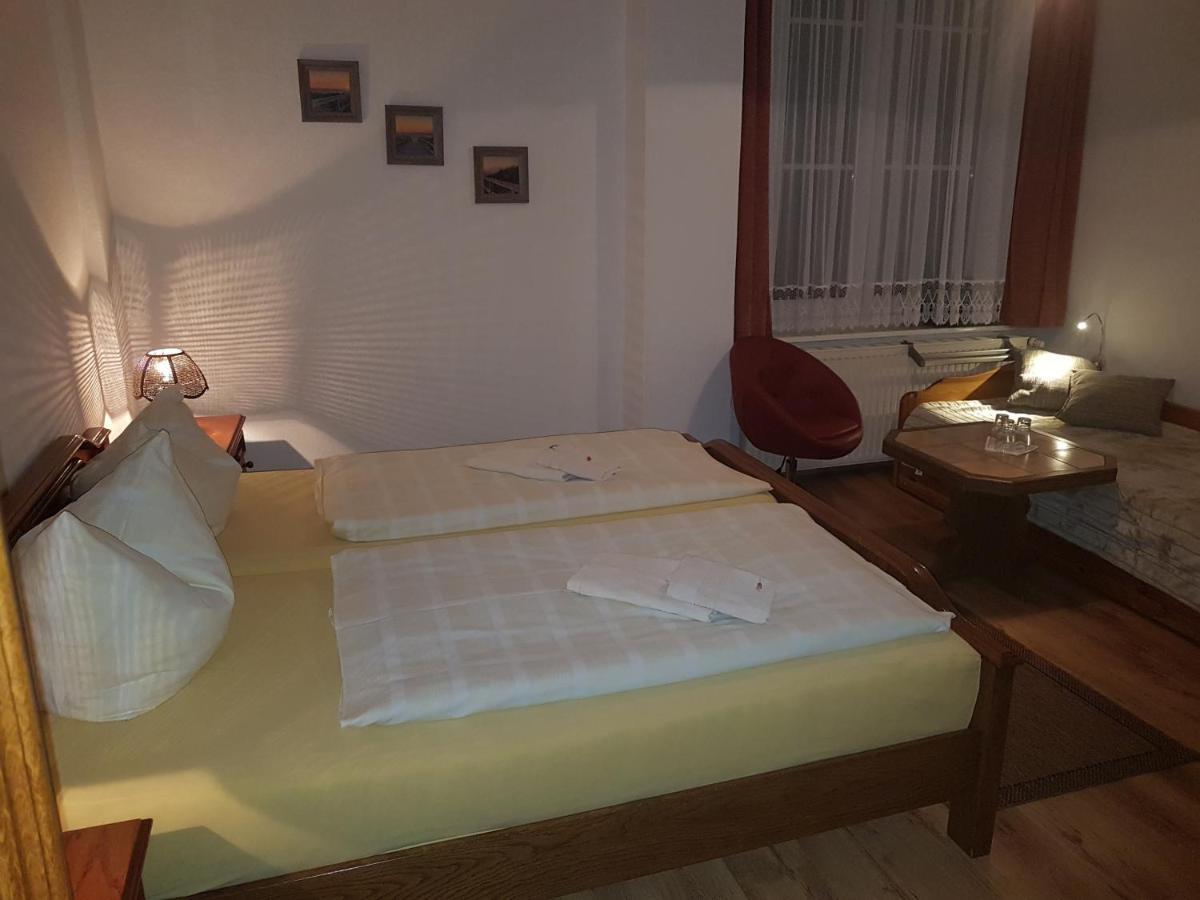 Landhaus Dargelin Otel Behrenhoff Oda fotoğraf